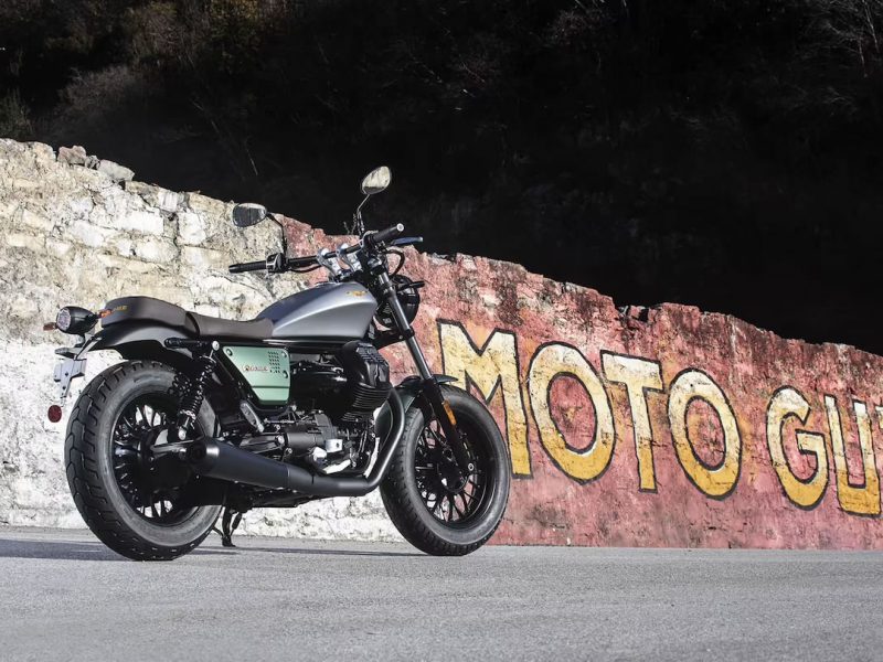 V9 Bobber Centenario galeria 03