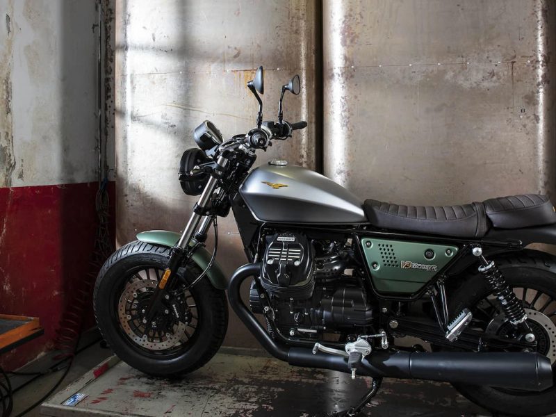 V9 Bobber Centenario galeria 05