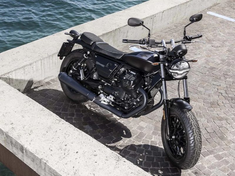 V9 Bobber galeria 01